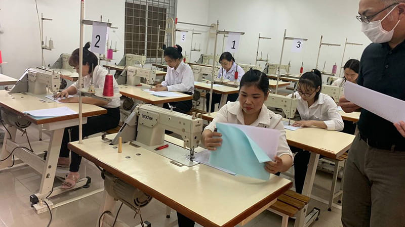 Thi tuyển tay nghề đi Nhật khóa 16